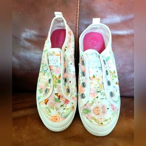 Blowfish Malibu Kids shoes, size 5